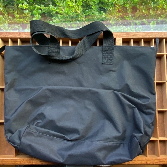 The Lion King Broadway Musical, Zippered Tote Bag. - Picture 3 of 3